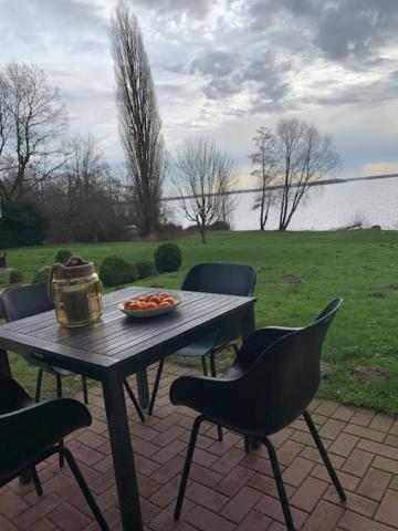 Ferienwohnung Am See Mit Terrasse Ascheberg  Екстериор снимка